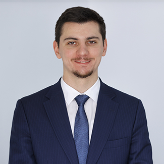 Sadiku, Yll